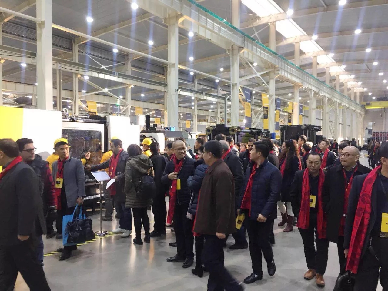 永利集团上演“两大喜”： 十周年庆+注塑智慧工厂完工